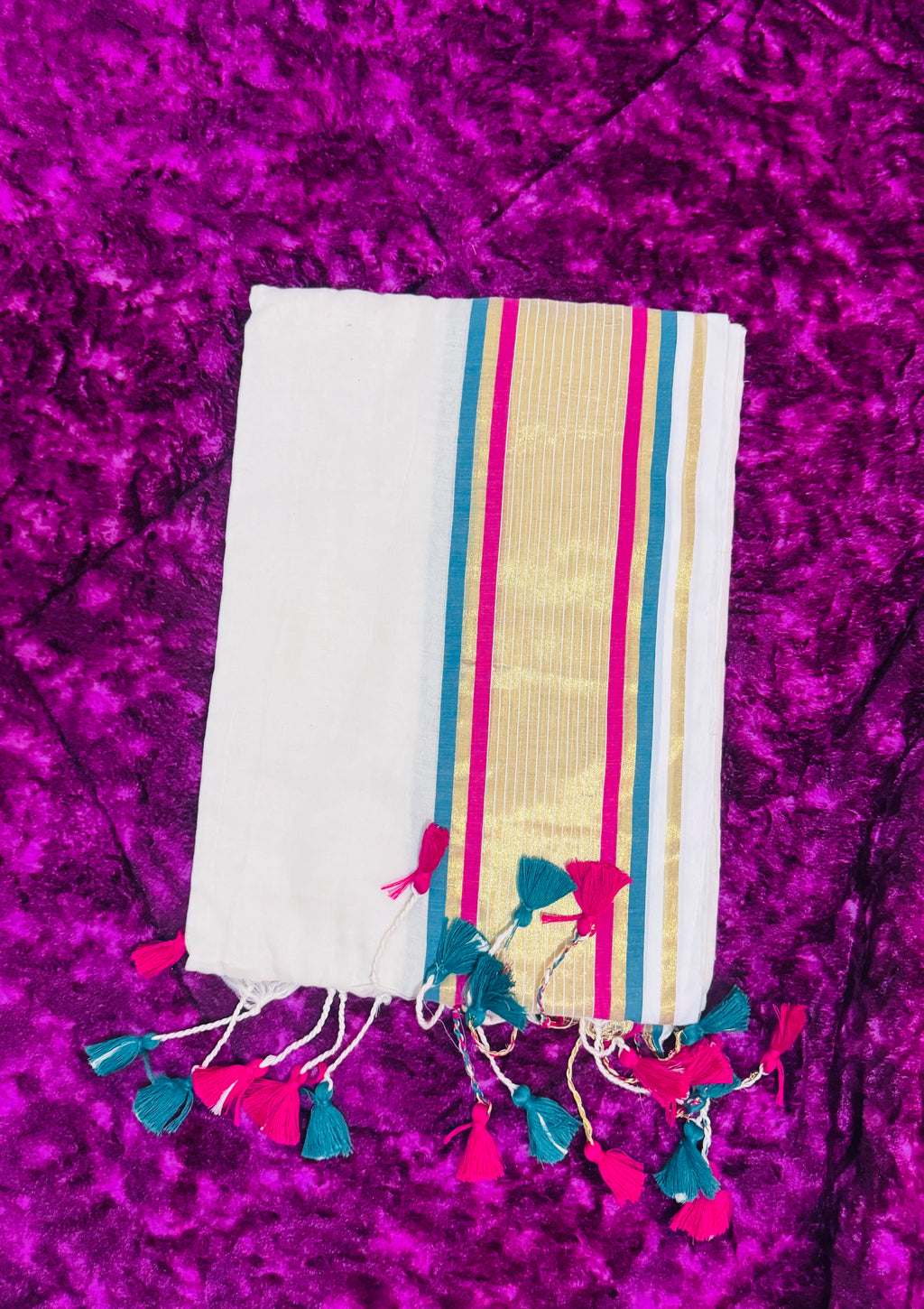 Mulcotton Saree with Kerala Kasavu Border-120 count(Green and Red  Stripes)