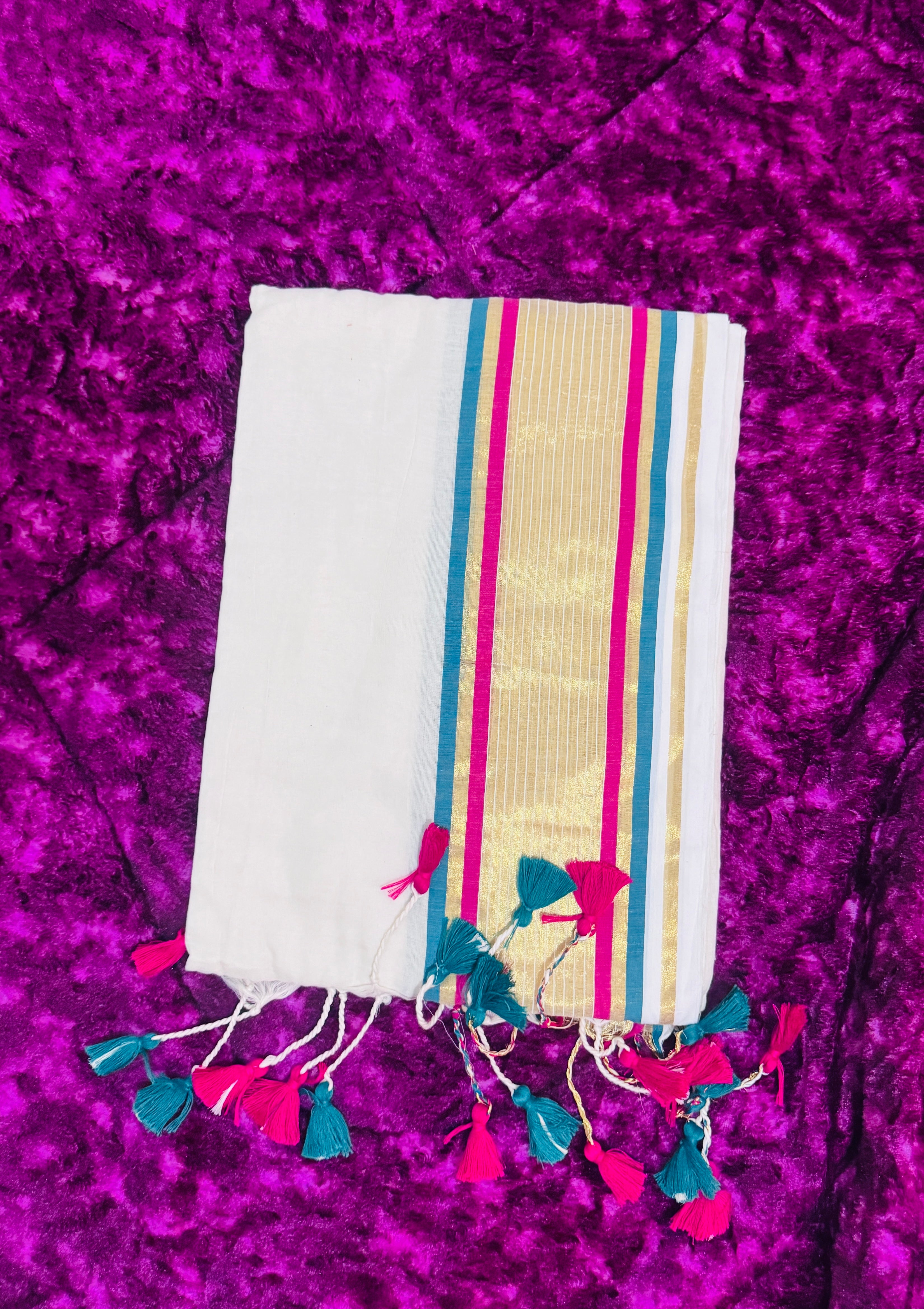 Mulcotton Saree with Kerala Kasavu Border-120 count(Green and Red  Stripes)