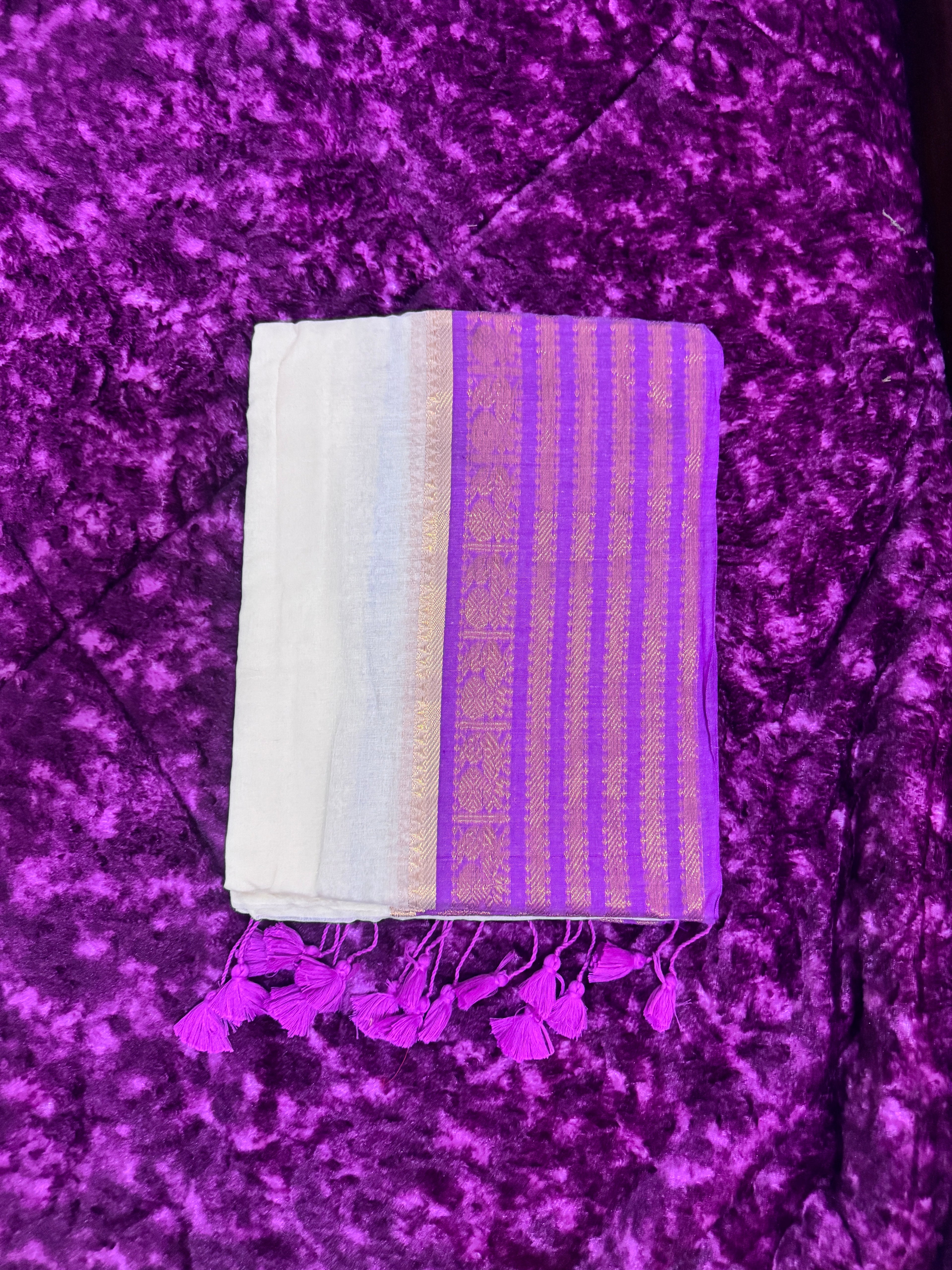 Mulcotton Saree with Magenta Border- 120 count